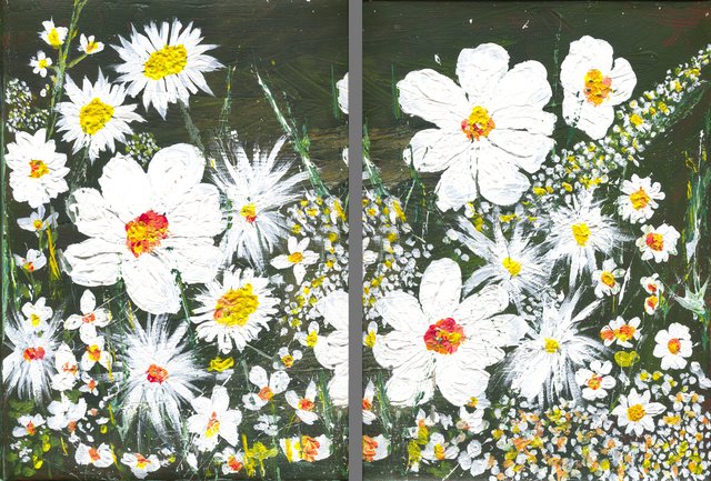 White daisies with yellow and red centres crowding a dark green ground, shown as its two print views side by side (composite of two scans).